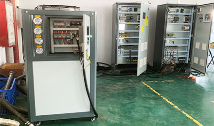 什么原因引起工業(yè)冷水機(jī)壓力過(guò)高的？