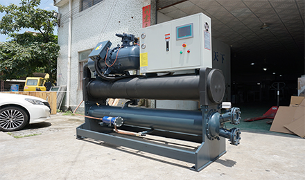 冷水機(jī)壓縮機(jī)出現(xiàn)結(jié)冰現(xiàn)象該如何進(jìn)行解決？